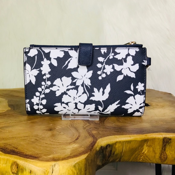 Michael Kors Jet Set Double Zip Floral Wristlet - Picture 4 of 8